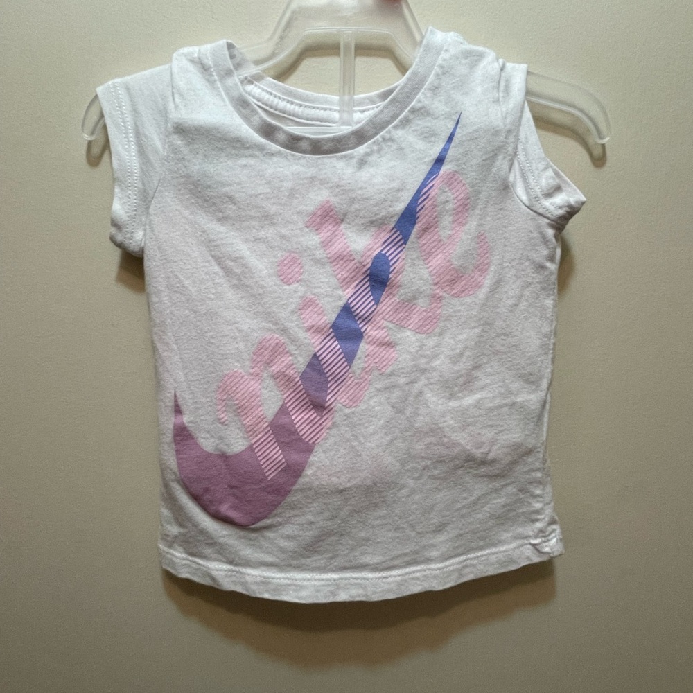Nike outfit 2T